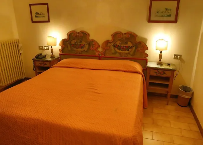 Hotell Le Rondini 4*